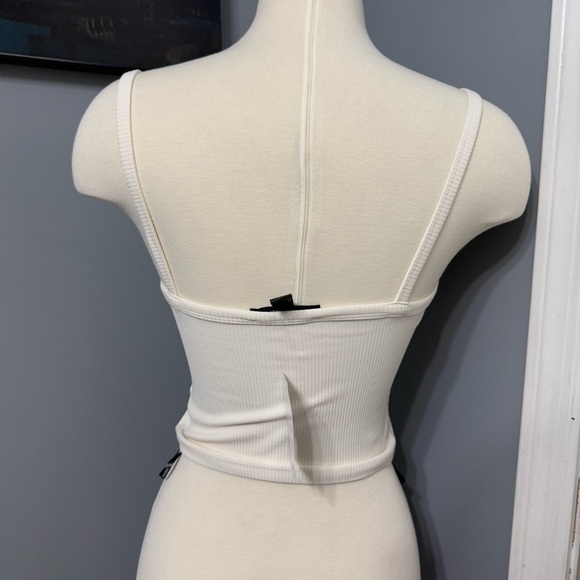 Forever 21 White Ribbed Knit Cami Tank Top - Picture 2 of 4